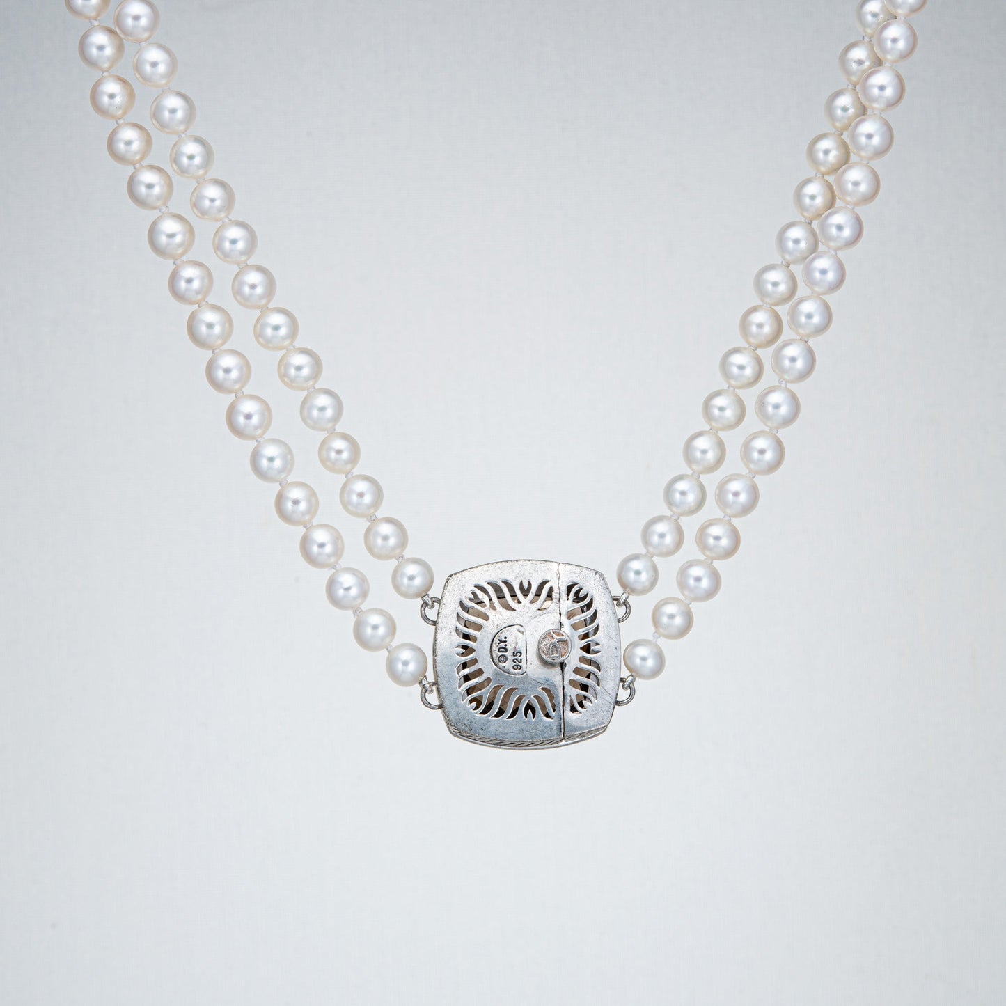 David Yurman Double Strand Pearl Necklace Albion Diamond Quartz Clasp 19