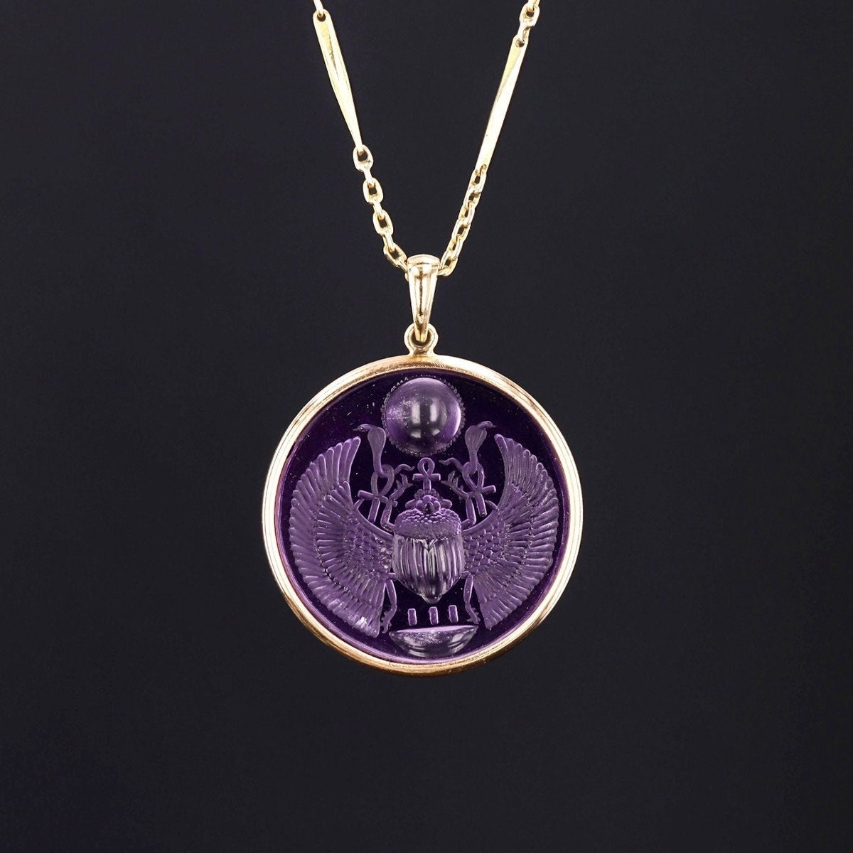 Amethyst Intaglio Scarab Pendant of 14k Gold